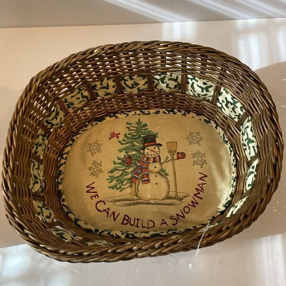 Christmas mug set with basket